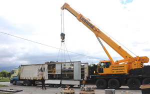 Single pallet with the Pellet System loads easily into a standard truck